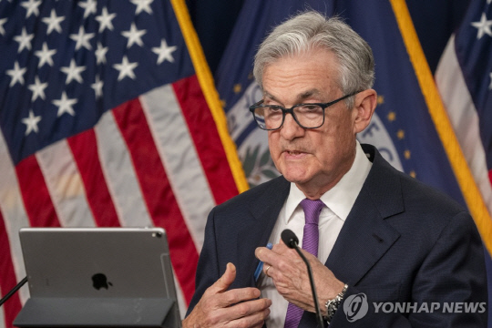 제롬 파월 연준 의장이 20일(현지시간) 연방공개시장위원회(FOMC)를 마친 뒤 기자회견을 하고 있다. EPA 연합뉴스